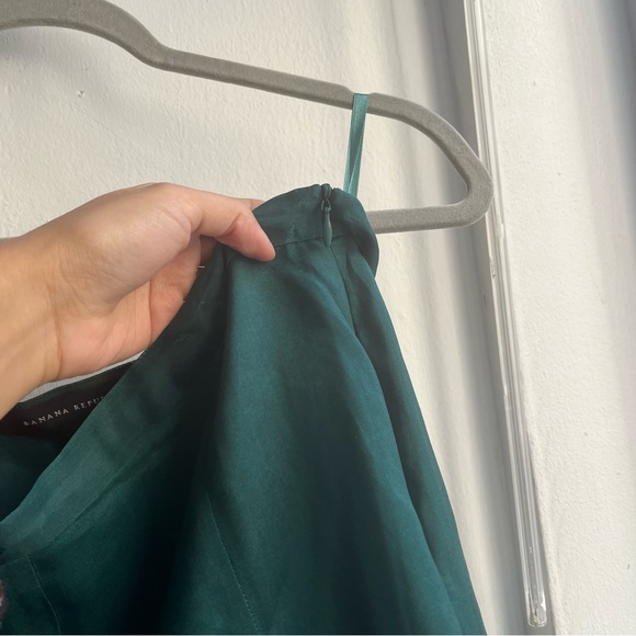 {Banana Republic} 🔷 Silk skirt - Picture 4 of 5